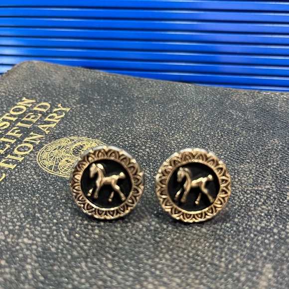 Vintage 70’s Horse CuffLinks - Picture 2 of 5